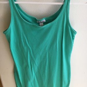 A Pea in the Pod Maternity tank top